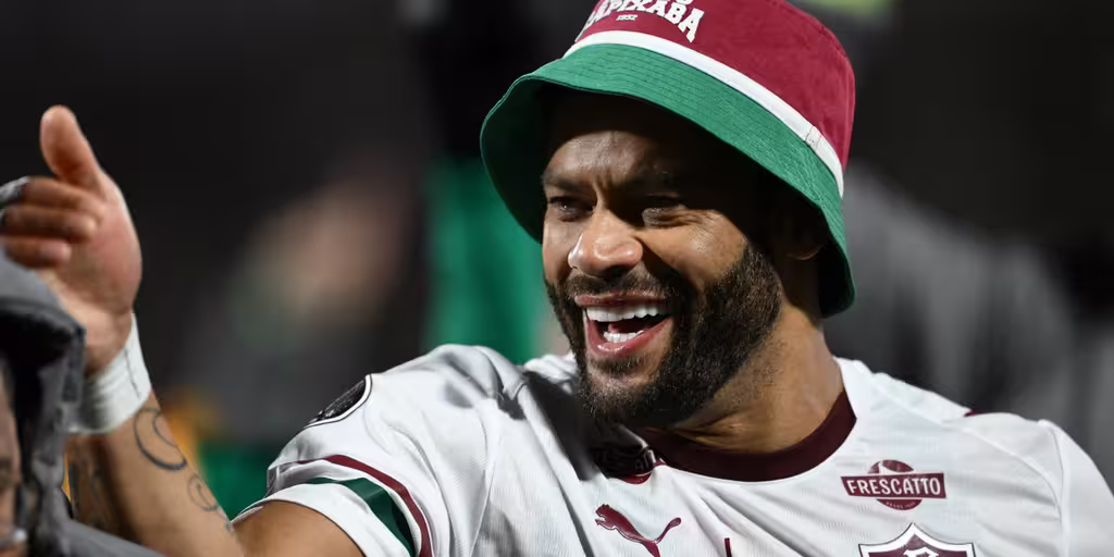 Hulk, the signing who decided the tie between Fluminense and Platense Hulk, the signing who decided the tie between Fluminense and Platense
