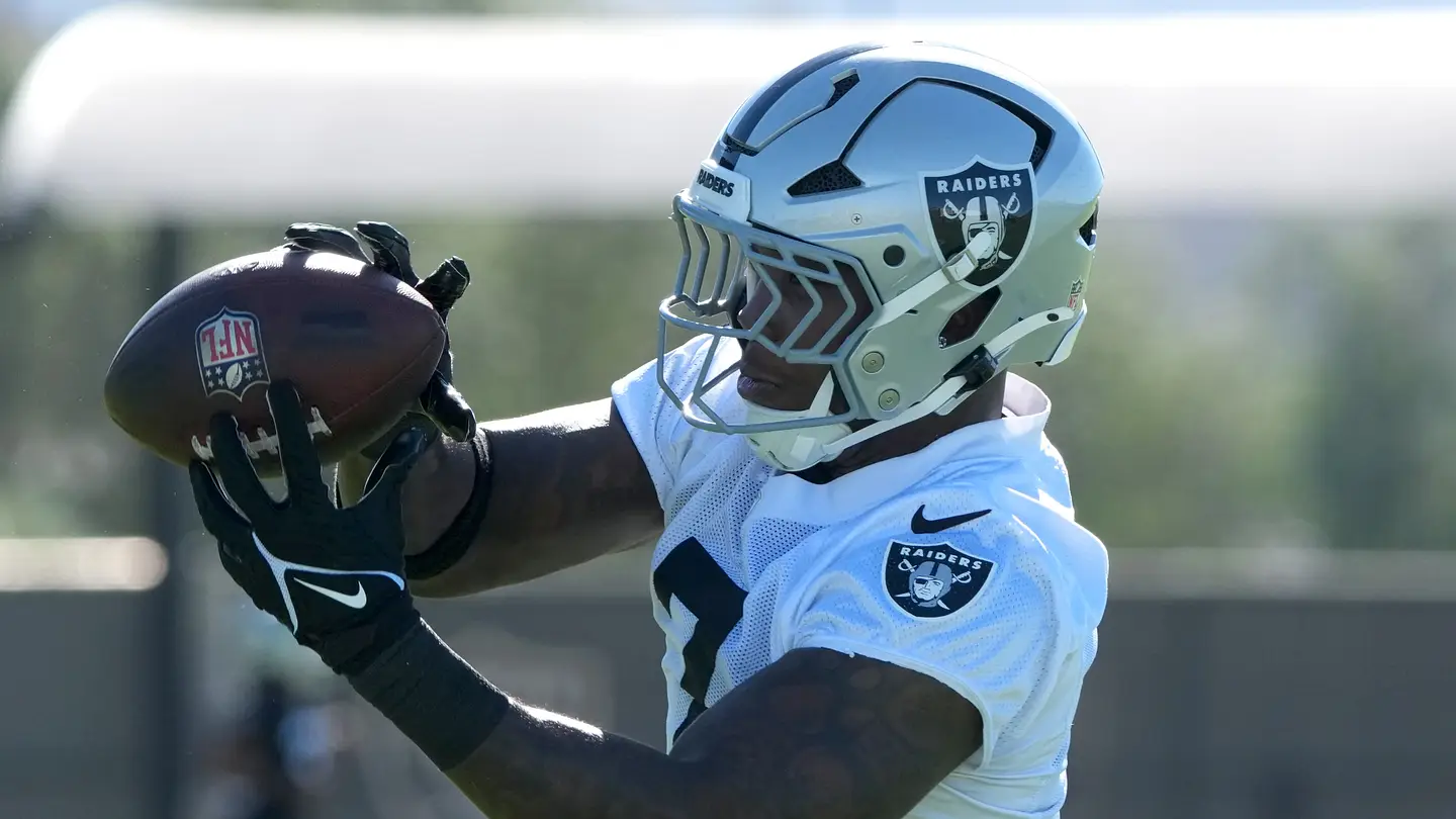 Raiders’ 2026 LB group preview (with a bold prediction for each player)