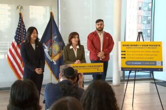 Save money on energy bills: Hochul urges New Yorkers to enroll in utility bill discount program