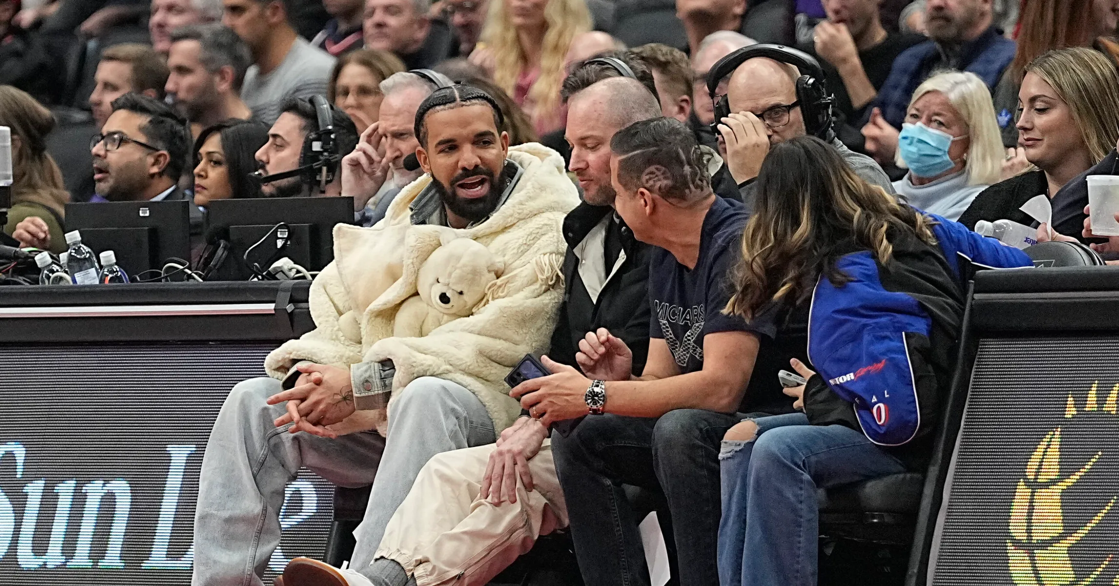 Drake Confirms He Is Going On Tour Very Soon
