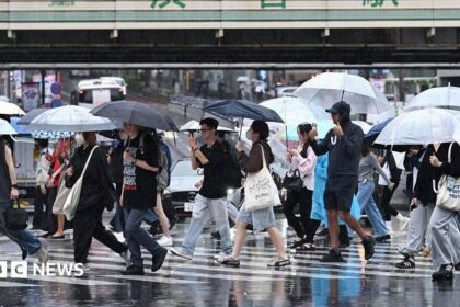Typhoon Dujuan: Japan warns of flood and landslides as powerful typhoon approaches