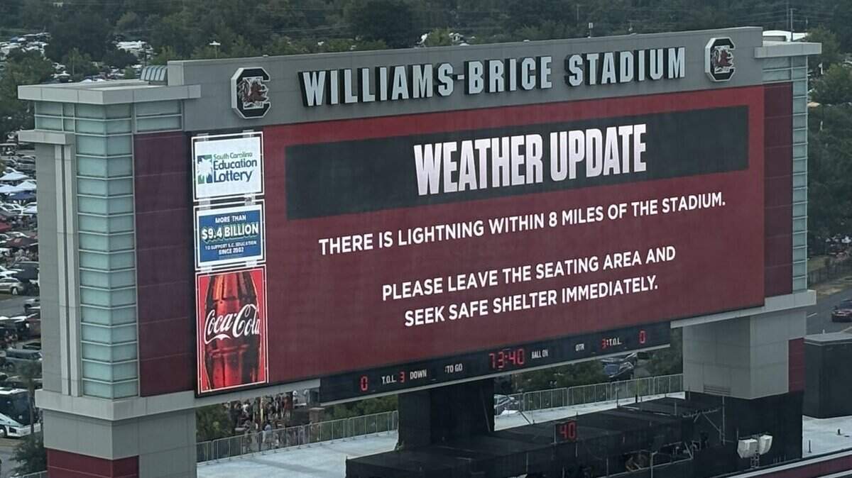 South Carolina football vs Mississippi State start delayed