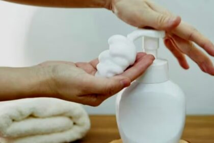 Alertan por jabón contaminado: La FDA ordena el retiro de productos de higiene en 15 estados | Estados Unidos | Video | N+ Univision Edicion Digital