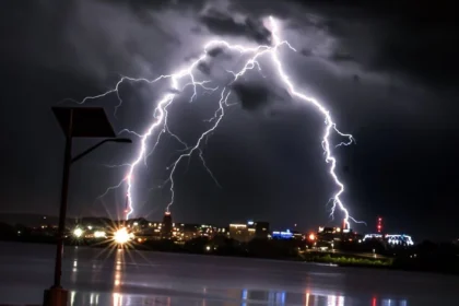 Concern increasing for heavy t-storms that may contain wind damage, hail, flash flooding