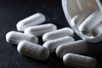 A study links prenatal acetaminophen with reproductive changes in girls. Doctors say it remains safe to use when needed