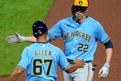Christian Yelich helps lead Brewers to 95th win