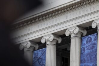 10-year Treasury yield hits 5%, critical threshold for US economy and markets