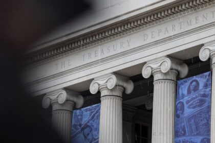 10-year Treasury yield hits 5%, critical threshold for US economy and markets