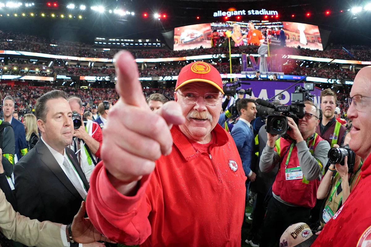 Andy Reid responds to a past mustache joke from a Hall of Famer