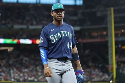 Texas Rangers vs Seattle Mariners betting preview as Wild Card race heats up in final weeks