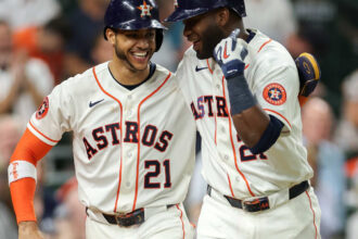 Jeremy Peña homers twice, Yordan Alvarez hits 39th against Royals