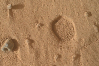 Curiosity rover spots odd ‘footprints’ on Mars photo of the day for Sept. 15, 2026 Curiosity rover spots odd ‘footprints’ on Mars photo of the day for Sept. 15, 2026